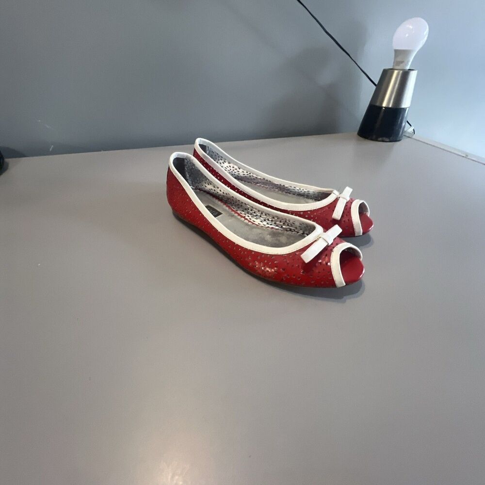 Rafe New York Women Red Flats Size 6.5  Open Toe Made In Italy